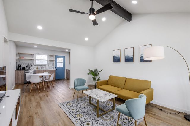 10509 Macmora RD A, Austin, TX 78758