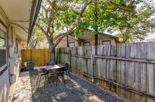 10509 Macmora RD A, Austin, TX 78758