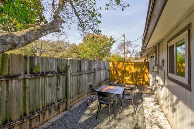 10509 Macmora RD A, Austin, TX 78758