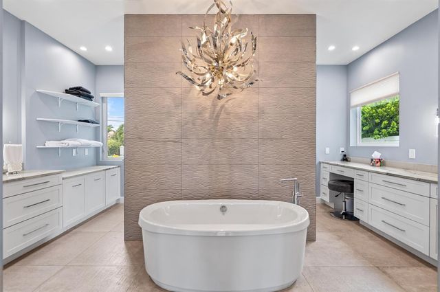 807 Dover Street, Boca Raton, FL 33487