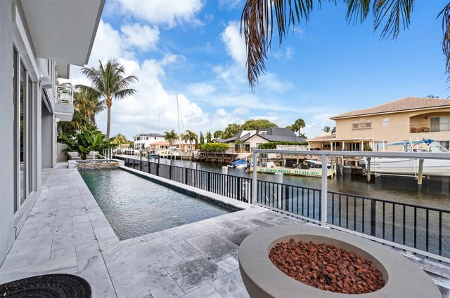 807 Dover Street, Boca Raton, FL 33487