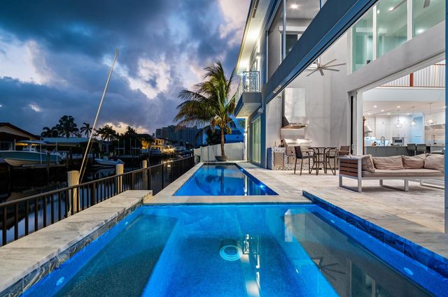 807 Dover Street, Boca Raton, FL 33487