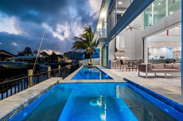 807 Dover Street, Boca Raton, FL 33487