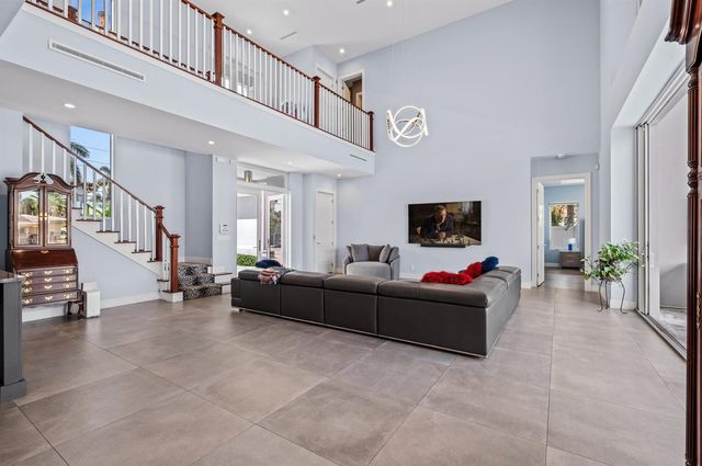 807 Dover Street, Boca Raton, FL 33487