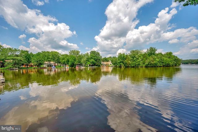 1915 LAKEVIEW PKWY, Locust Grove, VA 22508