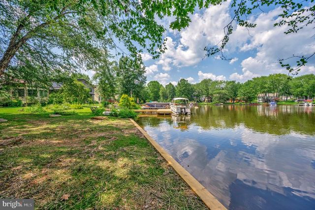 1915 LAKEVIEW PKWY, Locust Grove, VA 22508