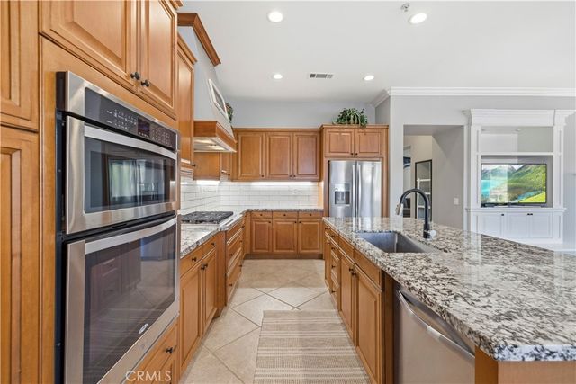 2004 Turnberry Drive, Oxnard, CA 93036