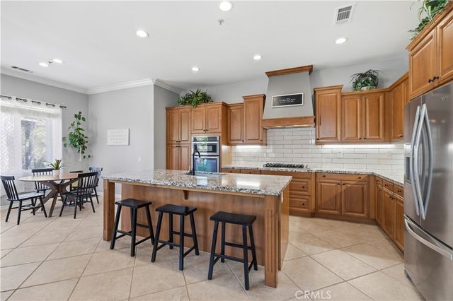 2004 Turnberry Drive, Oxnard, CA 93036