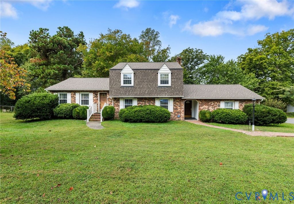 1040 Black Heath Rd, Midlothian, VA 23113