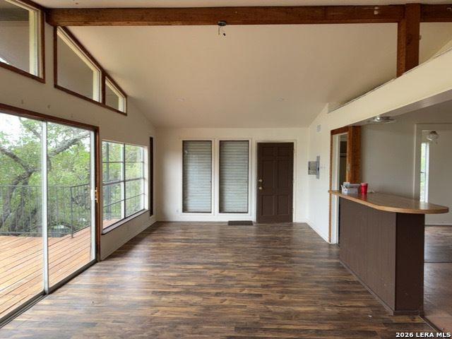 184 PARADISE LN, Lakehills, TX 78063