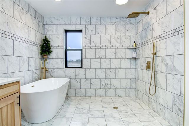 10612 170th Street, Chippewa Falls, WI 54729