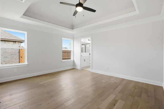 728 Raylan Street, Springtown, TX 76082