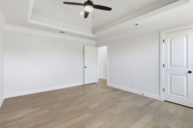 728 Raylan Street, Springtown, TX 76082