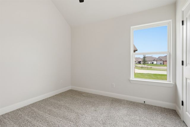 728 Raylan Street, Springtown, TX 76082