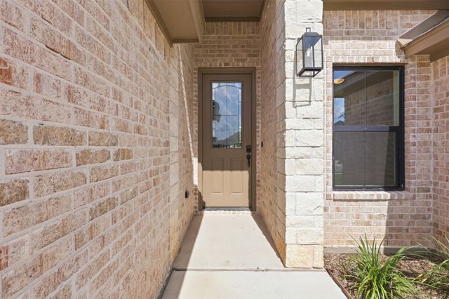 728 Raylan Street, Springtown, TX 76082