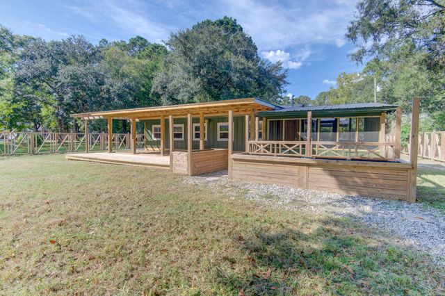 85 Our Street, Vernon, FL 32462