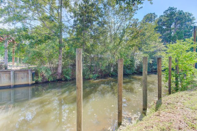 85 Our Street, Vernon, FL 32462