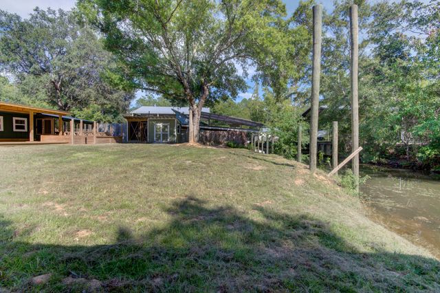 85 Our Street, Vernon, FL 32462