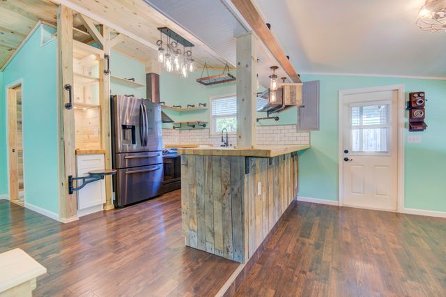 85 Our Street, Vernon, FL 32462