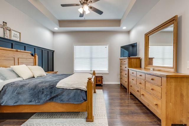 2513 Warners Rdg, Chapel Hill, TN 37034