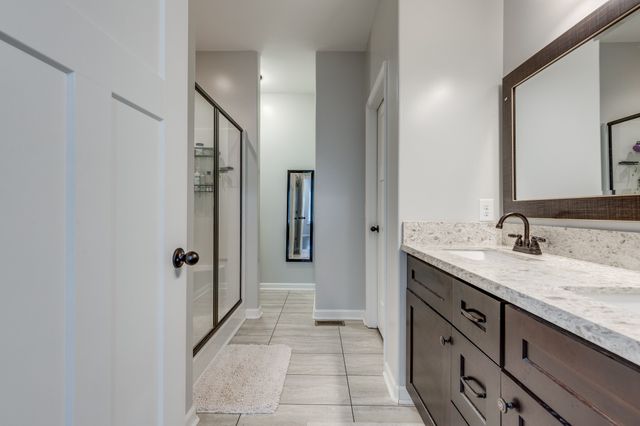 2513 Warners Rdg, Chapel Hill, TN 37034