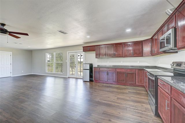 4021 County Road 4805, Ladonia, TX 75449