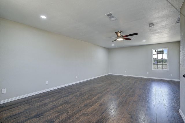 4021 County Road 4805, Ladonia, TX 75449