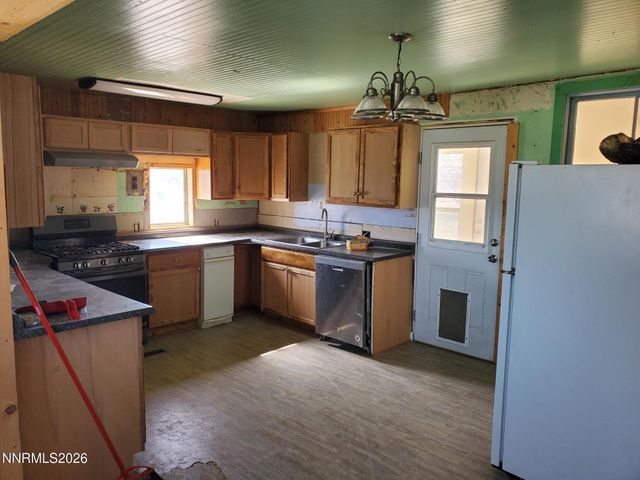 20 Melrose Avenue, Golconda, NV 89414