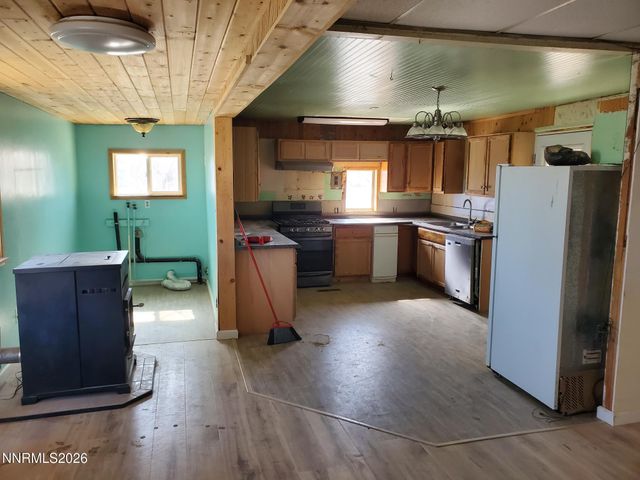 20 Melrose Avenue, Golconda, NV 89414