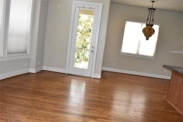 2919 Pease Street, Houston, TX 77003