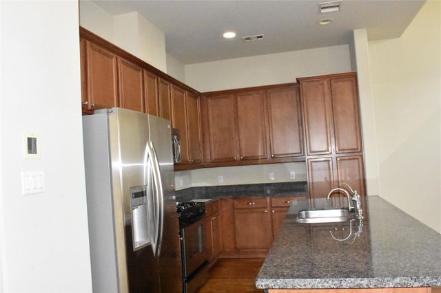 2919 Pease Street, Houston, TX 77003