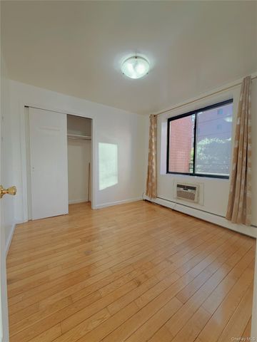 136-16 35th Avenue 2B, Flushing, NY 11354