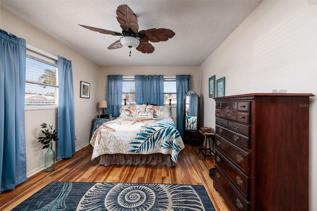 3789 46TH AVENUE S 101, St Petersburg, FL 33711