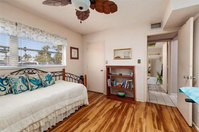 3789 46TH AVENUE S 101, St Petersburg, FL 33711