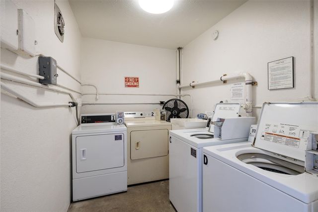 3789 46TH AVENUE S 101, St Petersburg, FL 33711