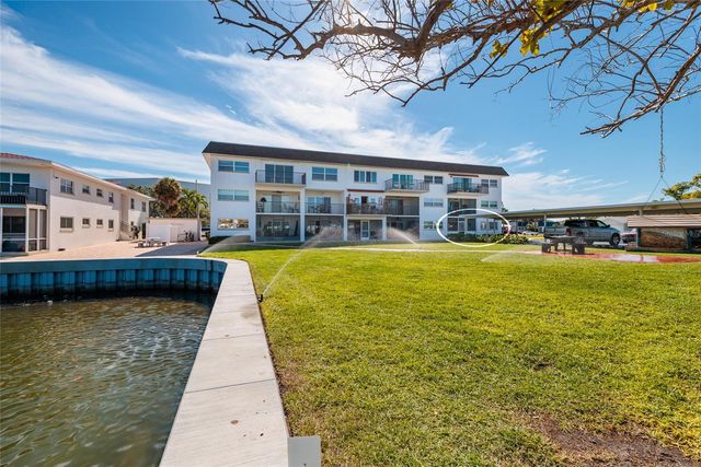 3789 46TH AVENUE S 101, St Petersburg, FL 33711