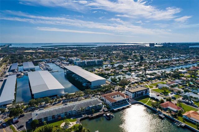3789 46TH AVENUE S 101, St Petersburg, FL 33711