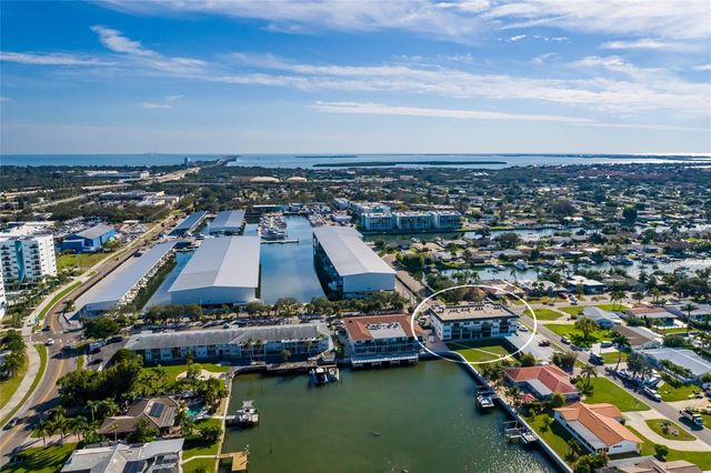 3789 46TH AVENUE S 101, St Petersburg, FL 33711