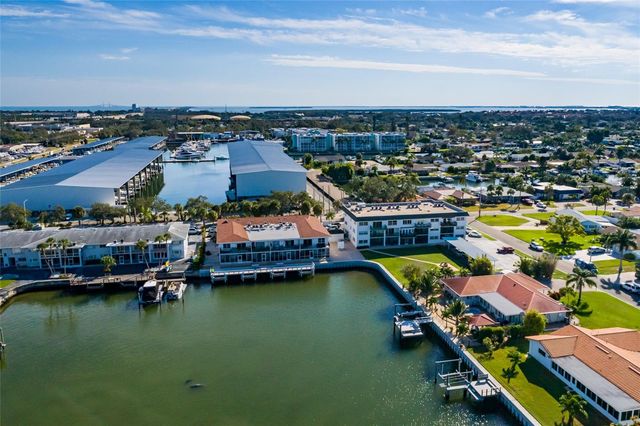 3789 46TH AVENUE S 101, St Petersburg, FL 33711