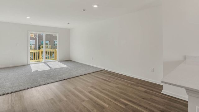 2704 Arrowhead Drive, Pingree Grove, IL 60140