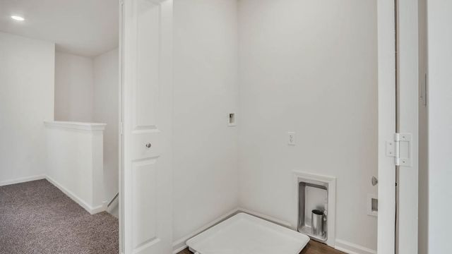 2704 Arrowhead Drive, Pingree Grove, IL 60140