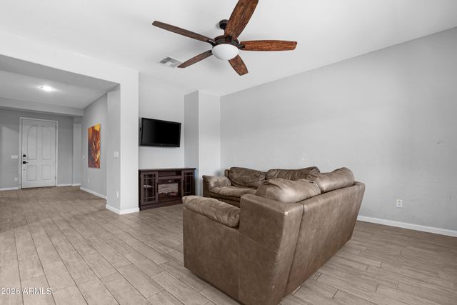 10039 W WIER Avenue, Tolleson, AZ 85353