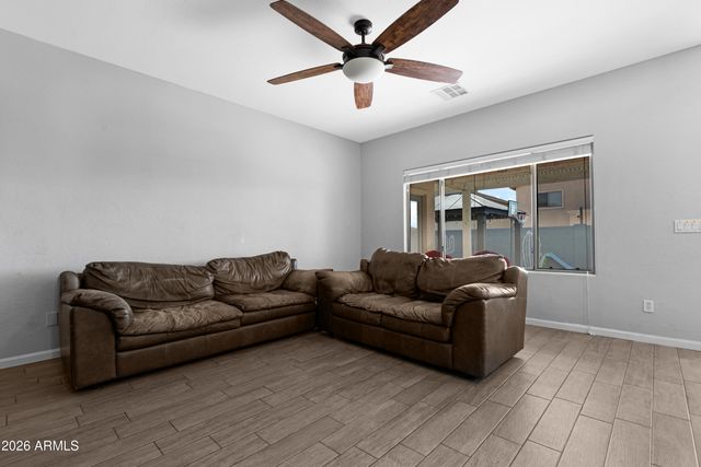 10039 W WIER Avenue, Tolleson, AZ 85353