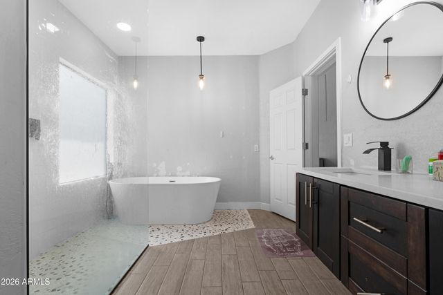 10039 W WIER Avenue, Tolleson, AZ 85353