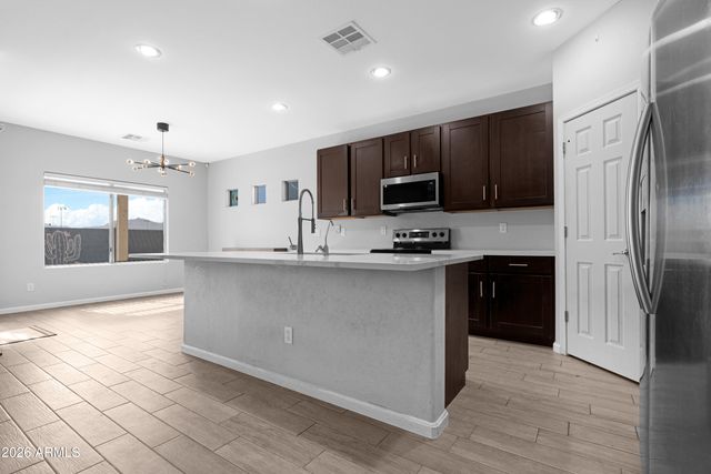 10039 W WIER Avenue, Tolleson, AZ 85353