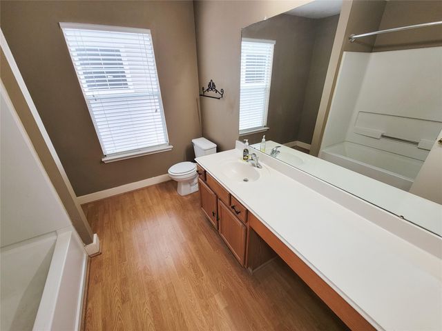 9607 Farrell Drive, Houston, TX 77070