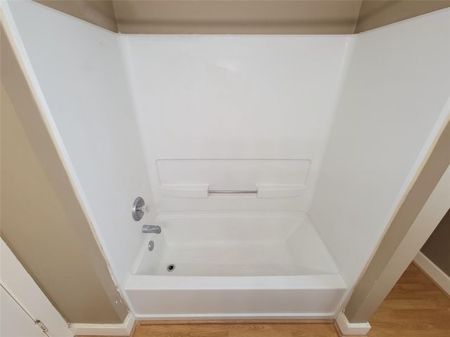 9607 Farrell Drive, Houston, TX 77070