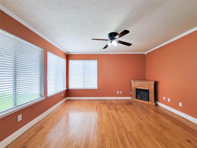 9607 Farrell Drive, Houston, TX 77070
