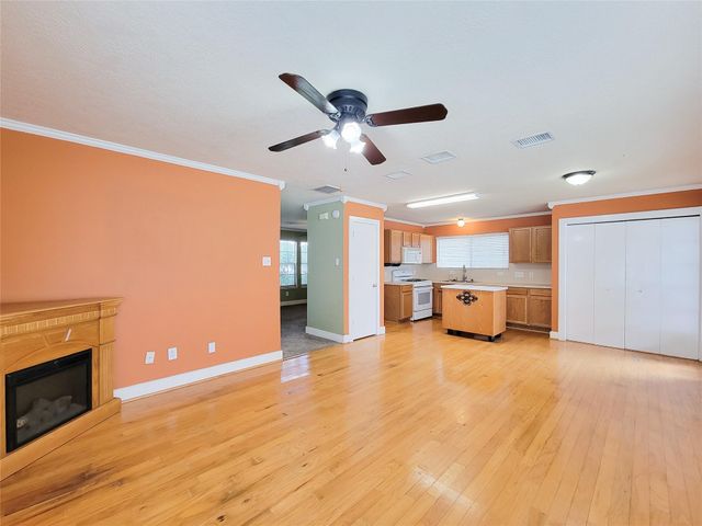 9607 Farrell Drive, Houston, TX 77070