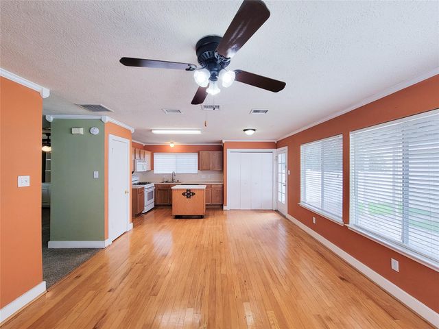 9607 Farrell Drive, Houston, TX 77070